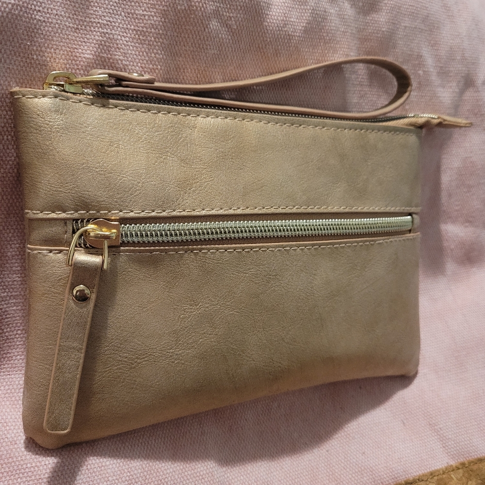 NWOT - Rose Gold - Handheld Purse